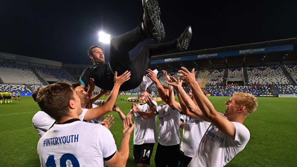 Inter, lo scudetto di Chivu con la Primavera
