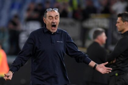 Lazio, Sarri e il derby alle 12.30: "Mi siederò in panchina e me ne andrò"