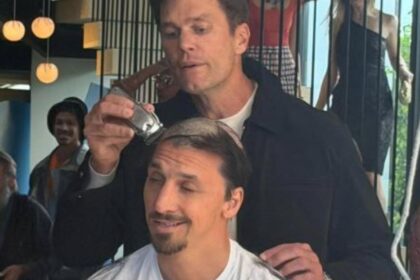 Ibrahimovic si fa rasare la testa da Tom Brady per una scommessa persa