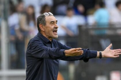 Sarri prima di Roma-Lazio contro la Lega: gli orari e la Champions