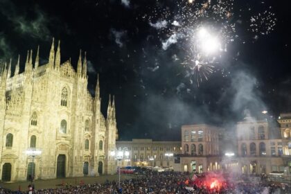 Festa Inter, le scene dal bus scoperto e la giornata scudetto dei nerazzurri