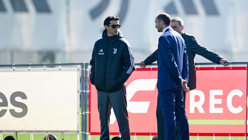 Juve, Spalletti e dirigenti alla Continassa dopo il ko con la Fiorentina
