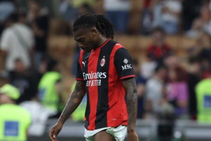 Leao lascia il Milan: "Ho dato tutto, voglio una nuova sfida"