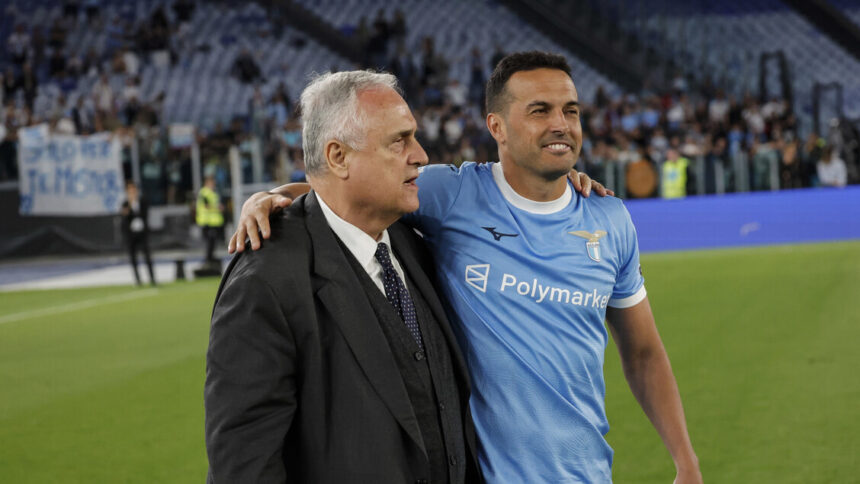 La Lazio saluta Pedro, omaggio in campo dopo match con Pisa - Calcio