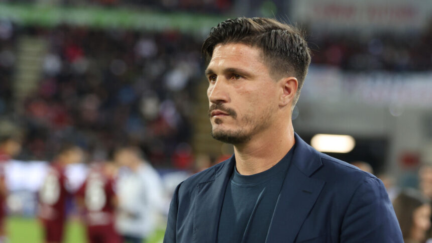Calcio: al tecnico del Cagliari Pisacane il premio Briglia d'oro - Calcio
