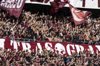 vietate maglie bianconere, la replica di Madama, polemica sul web