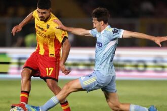 lo sfogo di Vlahovic dopo i gol annullati, cosa ha detto all’arbitro