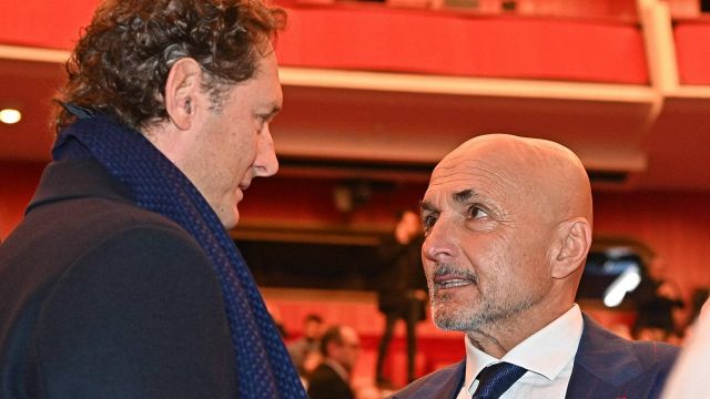 la presa di posizione di Elkann. Vlahovic è la prima richiesta del tecnico