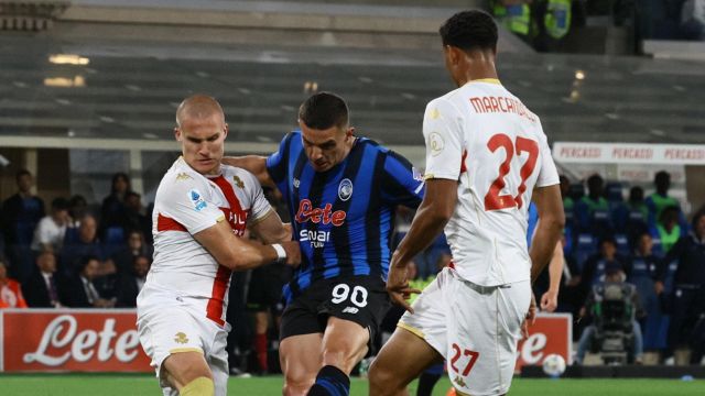 il Grifone è salvo. Ostigard migliore in campo, Krstovic il peggiore