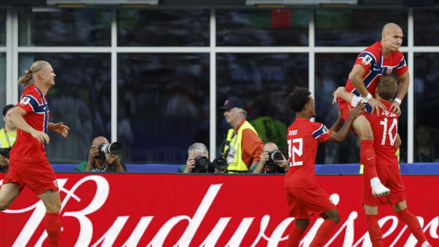 Ostigard assiste a distanza alla nascita del figlio, è il Mondiale dei papà - Calcio