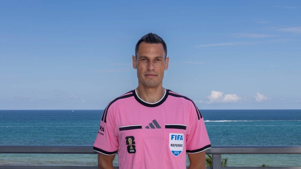 Mondiali: Mariani prima direzione in Arabia-Uruguay, maglia rosa in omaggio a Miami - Calcio
