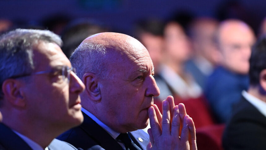 Calcio: Marotta, 'accordo con Chivu per il rinnovo, presto l'ufficialità' - Calcio