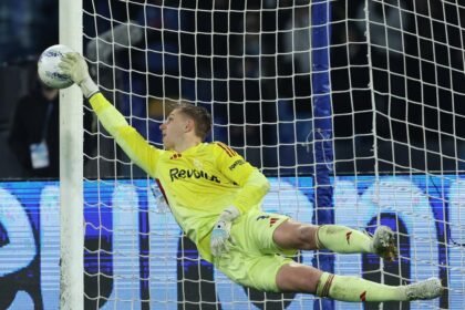 Como, Butez para, dirige: "Al Como sono libero. Decido io come attaccare e Fabregas è top"
