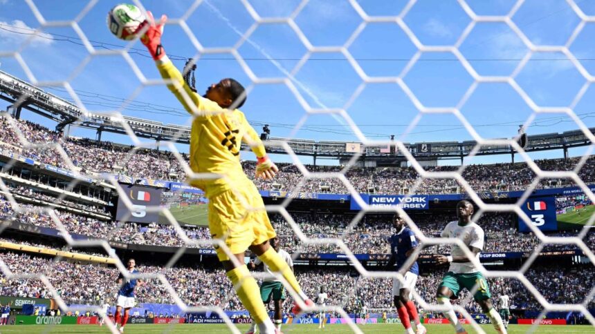 Maignan, dubbi sul futuro al Milan e critiche in Francia