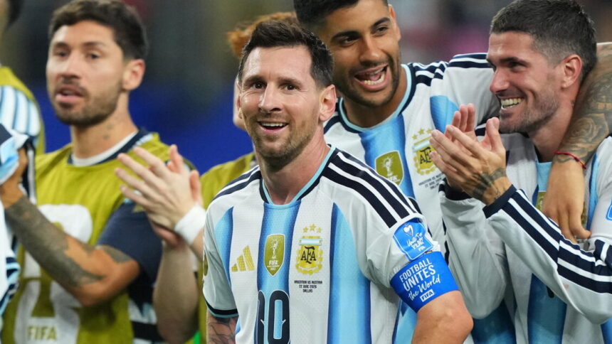 Mondiali: Messi "il record di gol? Sono felice che siamo ai sedicesimi" - Calcio