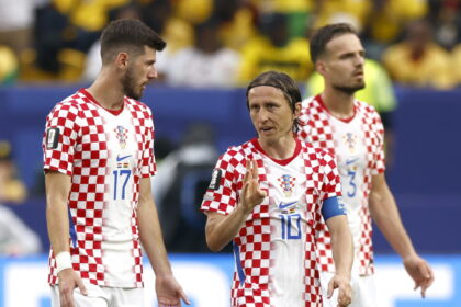 Mondiali: Croazia batte Ghana 2-1, entrambe ai sedicesimi con l'Inghilterra - Calcio