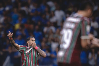 Cagliari, idea John Kennedy per l'attacco: sfida europea per il talento del Fluminense