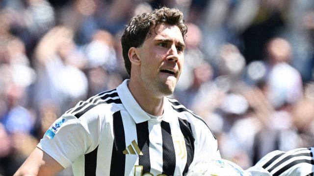 la svolta. No dei tifosi a Kolo Muani, un campione del mondo tra i pali