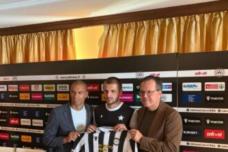 L'Udinese presenta i nuovi acquisti Vojvoda, Gomez e Chakvetadze - Calcio