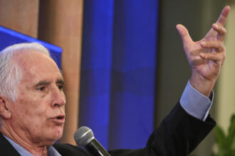 Malagò ribadisce: 'Non solo Mancini e Pirlo nella short list per il ct' - Calcio