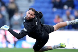 Locorotondo in festa per le nozze di Donnarumma, anche tifosi in attesa - Calcio
