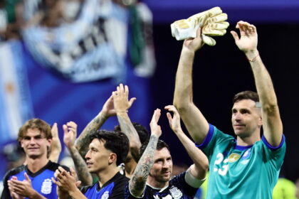 Mondiali: festa Messi e compagni con striscione 'Le Malvinas sono argentine' - Calcio