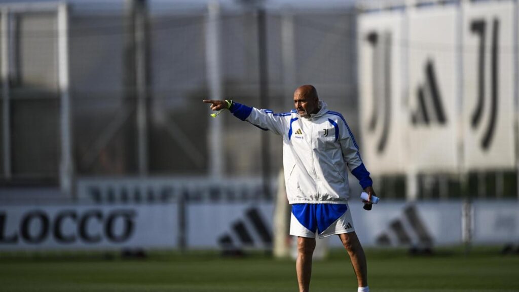 Juventus, Spalletti furioso per il mercato: lo sfogo alla Continassa