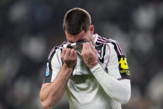 Vlahovic, il Besiktas sta perdendo la pazienza. Resta senza contratto?