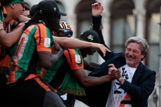 acquisti record, il colpo Adams e il nuovo stadio