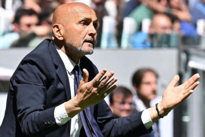 gli mancano cinque acquisti ed è tutto fermo