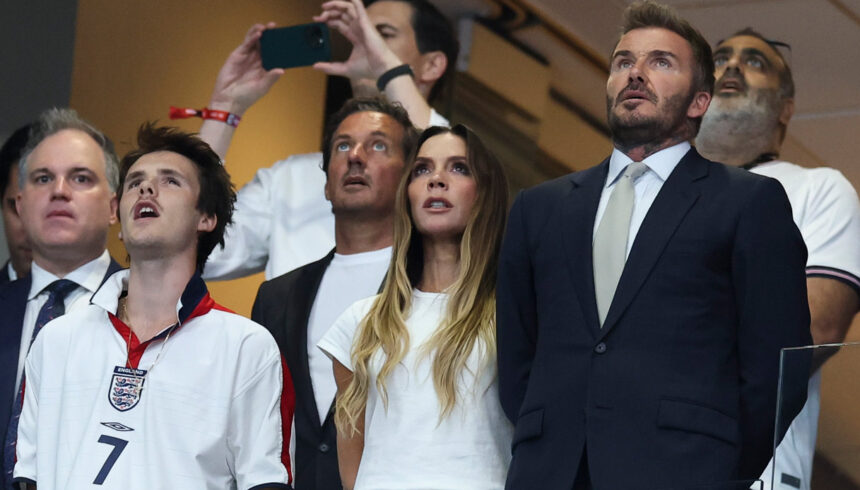 La disperazione di William Principe del Galles per l'Inghilterra sconfitta dall'Argentina, i Beckham divisi, felicità Felipe