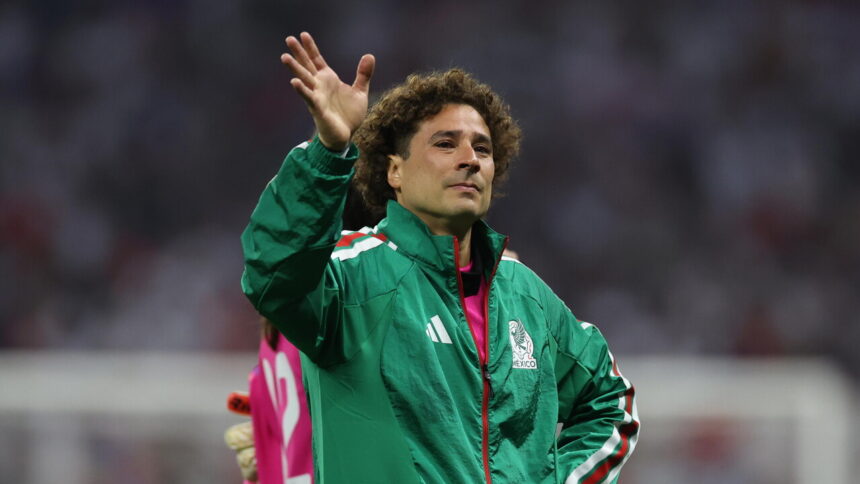 Calcio: Ochoa si ritira a 41 anni dopo sei Mondiali con il Messico - Calcio