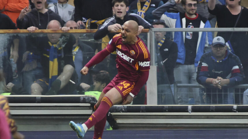 Amichevoli: 6-0 della Roma al Trastevere, per Malen esordio e gol - Calcio