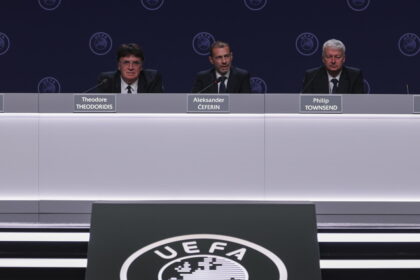 Uefa "la Fifa non può usare il calcio per arricchirsi, cresce l'opposizione al piano" - Calcio