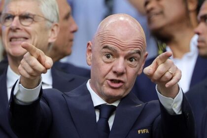 perché Infantino ha già vinto nonostante scandali, polemiche e proteste. I numeri parlano chiaro e sono dalla sua parte