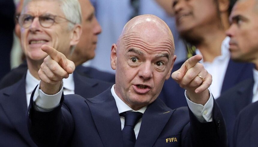 perché Infantino ha già vinto nonostante scandali, polemiche e proteste. I numeri parlano chiaro e sono dalla sua parte