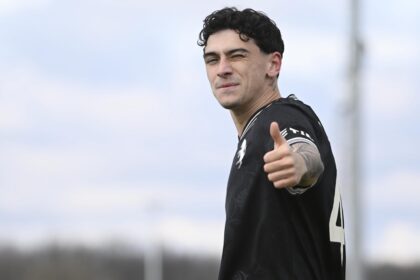 tre viaggi diversi per inseguire il grande calcio. Le scelte di Juve, Milan e Inter