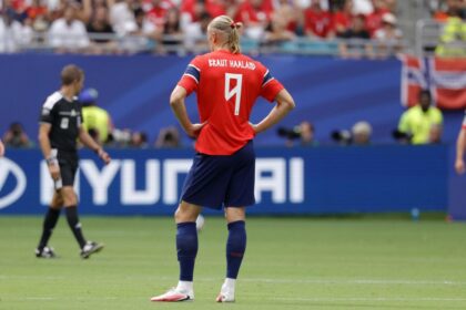 Mondiali, il retroscena dietro la sostituzione di Haaland in Norvegia-Inghilterra: "Stava male"