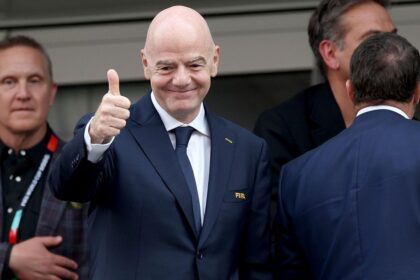 la FIFA e Infantino inaugurano le conferenze e le foto pre finale a pagamento