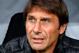 “Italia? Nessuno mi ha chiamato”, la verità di Conte che manda un messaggio a Malagò e Maldini. E a sorpresa difende Tuchel