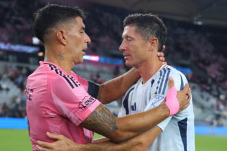Inter Miami, papera colossale del portiere ma Luis Suarez emula Messi e rovina l’esordio di Lewandowski in MLS