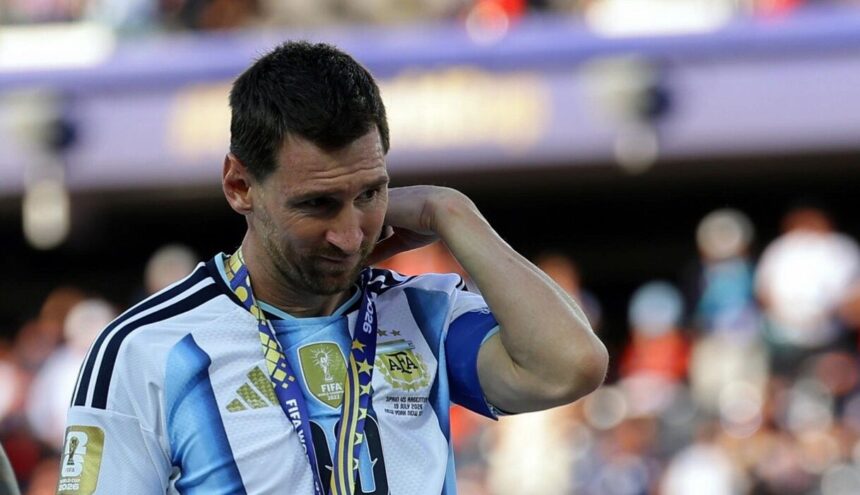 il caso con i tifosi e la decisione dopo il ko ai Mondiali. La Mls riprende subito