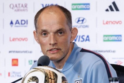 Inghilterra, l'ultima scusa di Tuchel che non si pente, non lascia la panchina e sfida mezzo paese, Trump compreso
