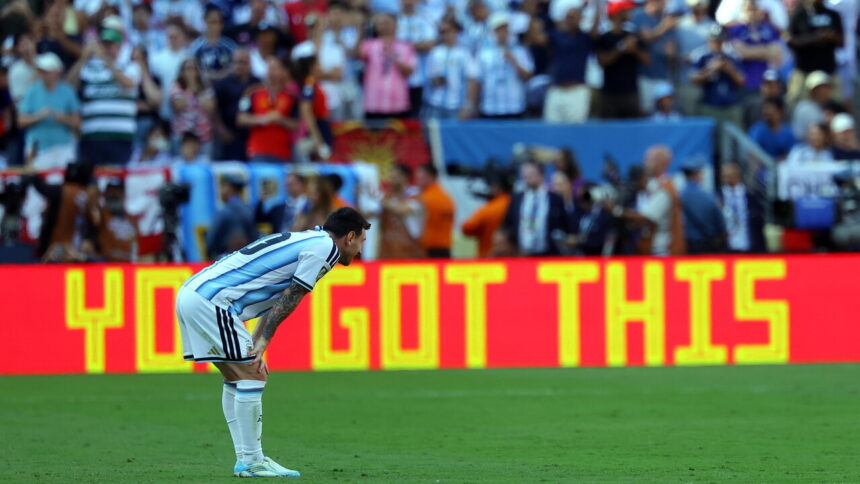 Messi, omaggio al padre, 'non so cosa farò senza di te' - Calcio