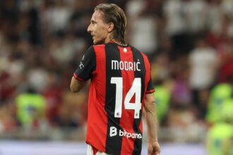 Modric, intervista: "Milan, vinciamo un trofeo per Baresi. Spero che Leao resti"