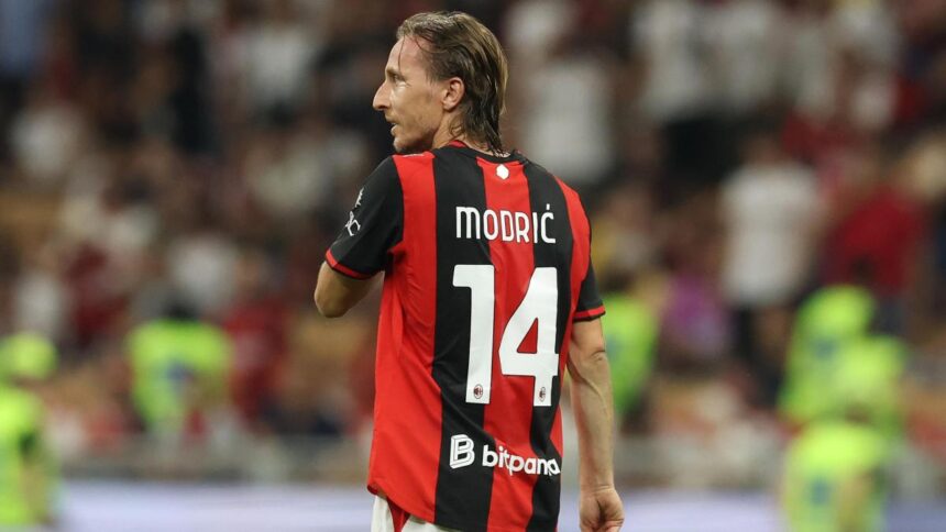Modric, intervista: "Milan, vinciamo un trofeo per Baresi. Spero che Leao resti"
