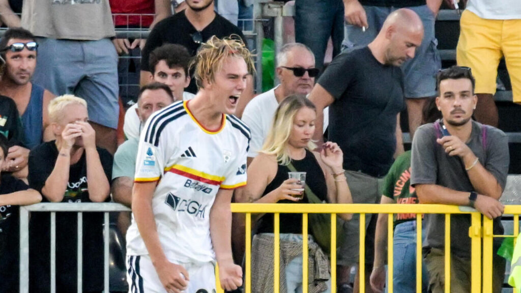 Lecce corsaro in laguna, ritorno in A amaro per il Venezia - Calcio