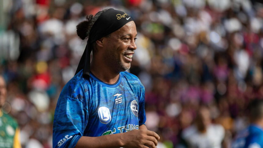 Ronaldinho a 46 anni riparte dal Ravenna, porterò entusiasmo e spettacolo - Calcio