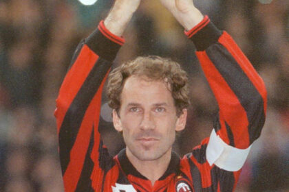 i suoi ex compagni del Milan, il gesto di Sacchi