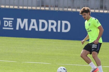 Julian Alvarez vuole il Barcellona e salta ancora l'allenamento - Calcio